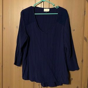 V-neck 3/4 sleeve navy blouse